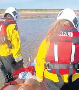  ??  ?? RNLI Anstruther posted a video of the rescue on Facebook.