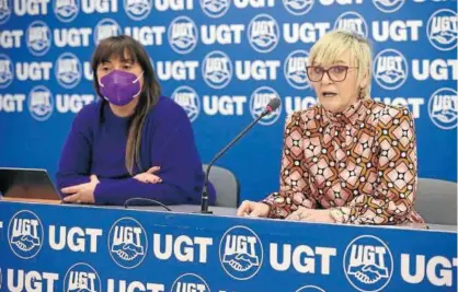  ??  ?? Cristina Antoñanzas y Marisol Vicente, ayer en la sede de UGT.