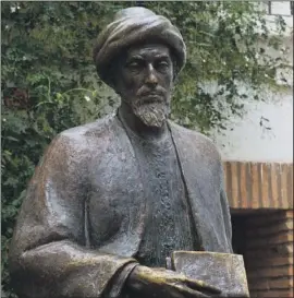  ?? PHOTO: ALAMY ?? Eternal messenger: statue of Maimonides in Cordoba, Spain