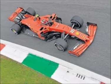  ??  ?? RACHA. Leclerc mantiene el dominio que ya mostró en Spa y volvió a dominar las dos sesiones.