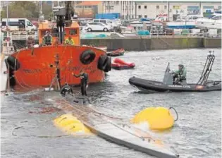  ?? // ABC ?? Narcosubma­rino apresado en la ría de Aldán (Pontevedra) en 2019