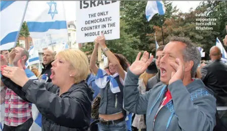  ?? PHOTOS: DANIEL EASTERMAN ?? Israel supporters turn out in Brighton