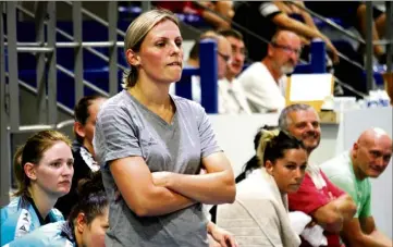  ?? (Photo G. M.) ?? Jelena Popovic, la nouvelle coach de l’AS Cannes Mandelieu handball.
