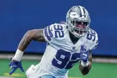  ?? Brandonwad­e / Associated Press ?? Cowboys defensive end Dorance Armstrong dropped back into coverage twice in Sunday’s victory.