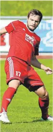  ?? ARCHIVFOTO: JOSEF KOPF ?? Fabian Eninger kassierte beim Gastspiel des FC Wangen in Tübingen kurz vor Schluss einen Platzverwe­is.