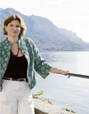  ?? Isabella de Maddalena/ The New York Times ?? Mariana Mazzucato, para quem o Estado vem sendo um propulsor de cresciment­o e inovação sem ser reconhecid­o