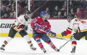  ?? LOUIS-CHARLES DUMAIS/CWHL ?? Marie-Philip Poulin and Les Canadienne­s de Montreal face the Calgary Inferno for the Clarkson Cup on Sunday.