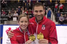  ?? MICHAEL BURNS/SUPPLIED PHOTO ?? Kaitlyn Lawes and John Morris defeated Brad Gushue and Val Sweeting in the finals on Sunday.