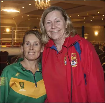  ??  ?? Karen Robins and Linda Morgan at Arklow Boxing Club’s fight night in the Arklow Bay Hotel.