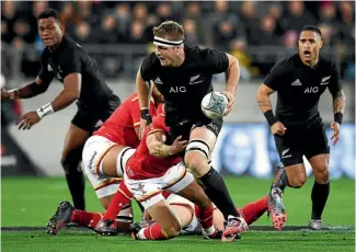  ?? ANDREW CORNAGA/PHOTOSPORT ?? Sam Cane has signed a new four-year deal with New Zealand Rugby, through to 2021.