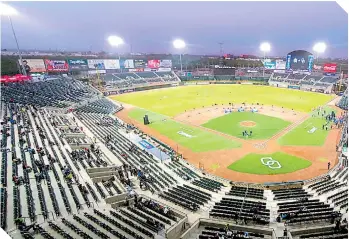  ?? FOTO: @YAQUIS_OFICIAL ?? El parque de pelota de los Yaquis abrió sus puertas al público.