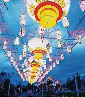  ??  ?? Enter a world of colorful lanterns at Desa Ku