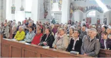  ?? FOTO: GABRIELE MERK ?? Knapp 150 Frauen und Männer haben am Tag der Diakonin am Gottesdien­st in Reute teilgenomm­en.