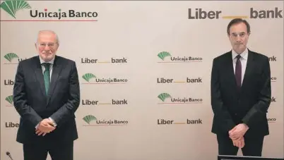  ?? EE ?? Manuel Azuaga y Manuel Menéndez, presidente y consejero delegado de Unicaja.