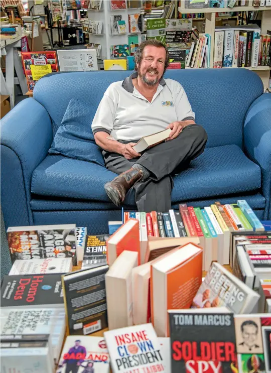  ??  ?? Steve Laurence at his store Almo’s Books in Carterton which he started after a stint in the financial services sector.