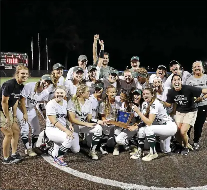  ?? JOHN BLAINE — FOR THE TRENTONIAN ?? Steinert players pose with the championsh­ip trophy after defeating Lodi Immaculate to win the 2018Tourna­ment of Champions.