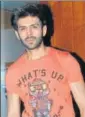  ??  ?? Kartik Aaryan