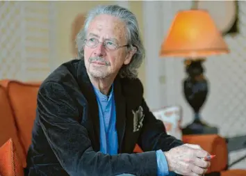  ?? Foto: Barbara Gindl,apa,dpa ?? Peter Handke: „Schreiben kann ein Versuch sein, die Welt zu erobern.“