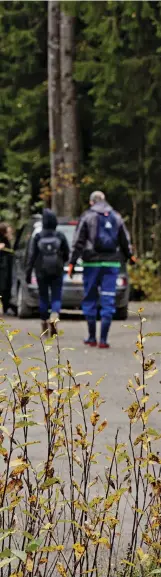  ?? ÅBERG
FOTO: KRISTOFFER ?? ■
Sibbo storskog har haft problem med överfulla parkerings­platser och olovlig parkering.