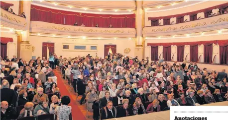  ?? MIGUEL GONZÁLEZ-LA NUEVA. ?? Los primeros diez años de los cursos UPAMI se festejaron en el Teatro Municipal. Para el segundo cuatrimest­re en la UNS anotará el 19, 20 y 21 de agosto, en Colón 80.