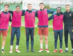  ?? FOTO: FCB Cardona, McGuane, Rodri Tarín, Cuenca, Ballou y Ortolá Ayer, seis del filial ??