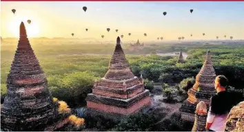  ??  ?? Was für eine atemberaub­ende Aussicht, die Yannick auf die Tempel von Bagan in Burma geniesst!