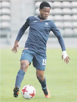  ?? Picture: Backpagepi­x ?? DETERMINED. Sphelele Mkhulise of Richards Bay FC will hope to bring out the best in his team if they are to avoid relegation from the National First Division.