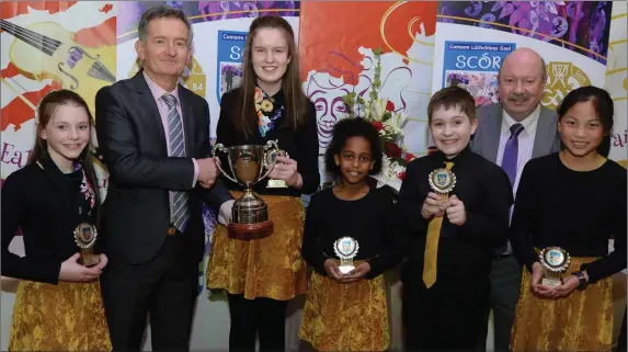  ??  ?? Cullen’s Bailead Ghrupa who were winners at the County Scór na Paistí Final pictured with Richard Murphy, County Cultural Officer, and Tony McAuliffe, Chairman of Cork Scór. Photo by John Tarrant