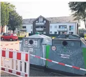  ?? FOTO: NIKOLEI ?? Bewohner im Vogelsang-wohngebiet fordern nach wie vor, dass der Glascontai­ner auf dem Parkplatz unweit der Rathauses umgesetzt wird.