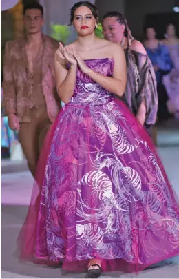  ?? Photo: Leon Lord ?? Langima’a Ganilau Lee closes the runway with her brother Keenan McBride and mother Adi Koila Ganilau during the Haus of Koila fashion show at Novotel Suva Lami Bay on December 28, 2020.