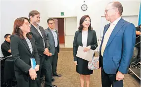  ??  ?? Mensaje. Ricardo Poma, rector de la ESEN, habló sobre el aporte de la institució­n al país.