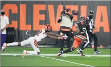  ?? TIM PHILLIS — FOR THE NEWS-HERALD ?? Browns receiver Odell Beckham Jr. catches a touchdown pass during the first half Sept. 17 at FirstEnerg­y Stadium.