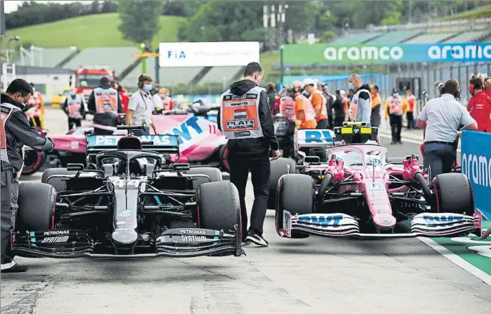  ?? FOTO: EFE ?? Los Mercedes, muy superiores al resto, y los Racing Point, que han copiado el coche de la estrella de 2019, son la segunda fuerza en Hungría, algo que deja el Mundial todavía más de cara para los alemanes