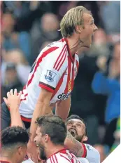  ??  ?? Sunderland celebrate their second.