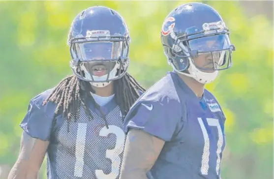  ??  ?? Bears wide receivers Kevin White (left) and Alshon Jeffery are excited about playing together this season. White was out all of last season, and Jeffery missed seven games.