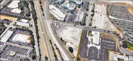  ?? GOOGLE MAPS ?? Google is buying a five-acre, triangle-shaped property owned by the city of Sunnyvale, part of the old Onizuka Air Force, that it plans to develop for housing or office buildings.