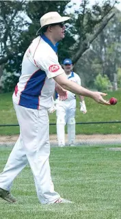  ??  ?? Stacy Best returns the ball in a fruitful day in the field for Bunyip that has set up a likely victory.