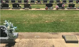  ?? Photograph: Michael Burge ?? The grave of Russell Phillip Payne (1956-1989) in Inverell cemetery. A NSW judicial inquiry into historical gay and transgende­r hate crimes was announced last week.