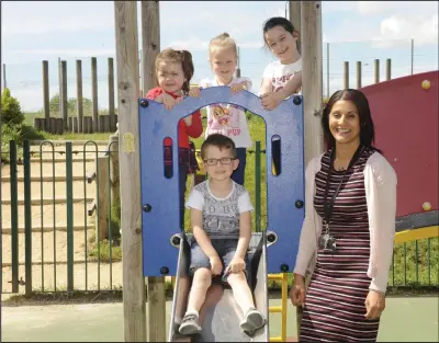  ??  ?? Nursery head teacher Sonya Morrison with Madison Murray, Jayden Drummond, Amilee Jones and Kadyleigh Andrew Picture: Kirsty Anderson