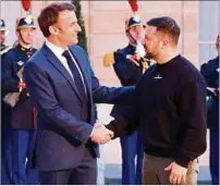  ?? AFP ?? ENCUENTRO. Macron y Zelenski reafirman su relación y apoyo.
