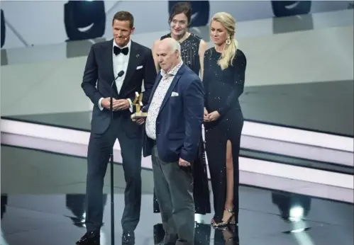  ?? FOTO: CLAUS BONNERUP ?? Allan Grøn savnede smil og latter, da der i lørdags blev sat pris på de danske sportsstje­rner.