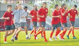  ?? ISL ?? India warm up in Suzhou on the eve of their friendly against China on Friday.