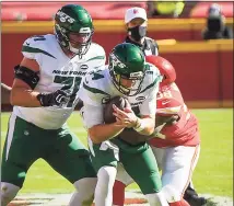  ?? Jill Toyoshiba / TNS ?? Kansas City Chiefs defensive tackle Tershawn Wharton sacks Jets QB Sam Darnold on Nov. 1.