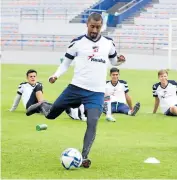  ?? FOTO CORTESÍA CLUB IRAPUATO. ?? Esperan salir con el campeonato ante Cruz Azul Hidalgo.