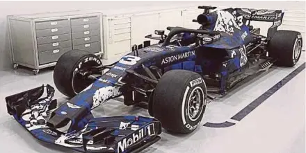  ?? MAIL PIC DAILY ?? Red Bull unveiled the RB14 car that they hope will drive them to a Championsh­ip title this year.