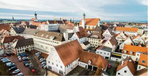  ?? Foto: Koenen/Stadtverwa­ltung ?? Die Sparkasse hat den Malzstadel verkauft. Dort wird nächstes Jahr ein Restaurant eröffnen.