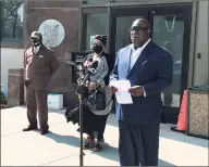  ?? Brian Zahn / Hearst Connecticu­t Media ?? The Rev. Boise Kimber denounces a New Haven Public Schools investigat­ion against Board of Education member Darnell Goldson in front of the district's headquarte­rs on Wednesday.