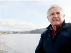  ??  ?? Andrés Manuel López Obrador visitó el municipio de Temascalci­ngo, Estado de México, donde habló del triunfo de Alfredo del Mazo en esa entidad.
