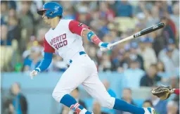  ??  ?? Carlos Correa fue escogido como antesalist­a en el Equipo Ideal del Clásico Mundial.