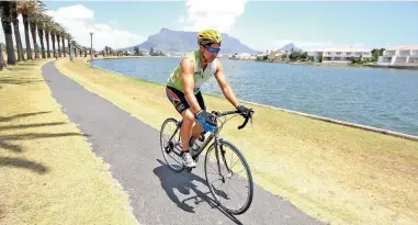  ?? PICTURE: WILLEM LAW ?? FULL OF ENERGY: Weeks of preparatio­n could easily be derailed on race day by a flat tyre. It is important to know how to repair a punctured tube going into the Cycle Tour, says Cape Argus cycling coach Elton Davids.